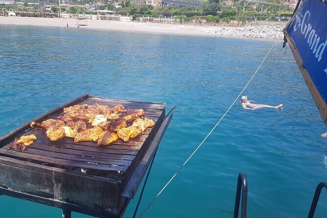 Alanya Relaxing Boat Tour with Lunch, Soft Drinks & Transfer - The Sum Up