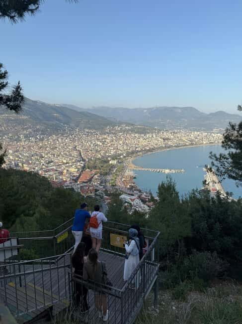 Alanya Sunset Tour: Cable Car, Castle & Kleopatra Beach - FAQ