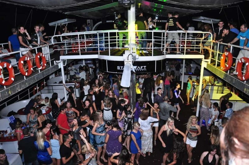 Alanya: Transfer to the Night Disco Boat Tour & Foam Party - Key Points