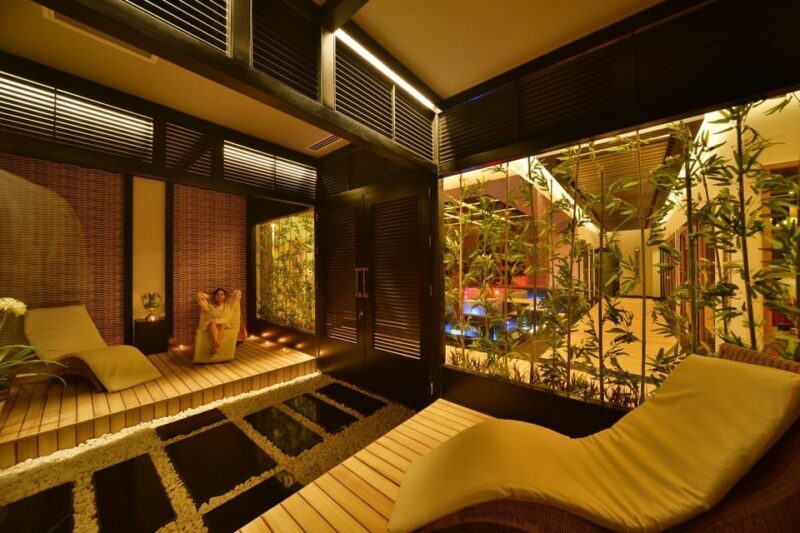 Alanya: Turkish Bath with Foam and Aromatherapy Massages - Key Points