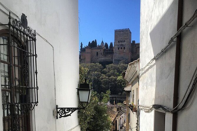 Albayzin and Sacromonte Guided Walking Tour in Granada - Is It Worth the Price?