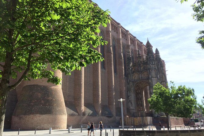 Albi and Cordes sur Ciel Private Day Tour from Toulouse - Frequently Asked Questions