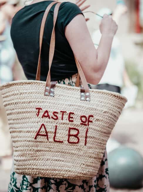 Albi: Food and Market Tour with Tastings and Historic Walk - The Gourmet Lunch and Wine Tasting