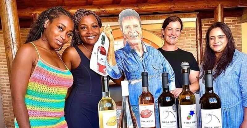 Albufeira Coast Tour, Winery & Chicken lunch - Exploring the Albufeira Coast, Winery & Chicken Lunch Tour: A Detailed Look