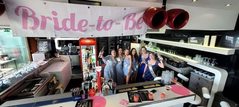 Albufeira: Cocktail Making Class at The Waterfront - Practical Details and Tips