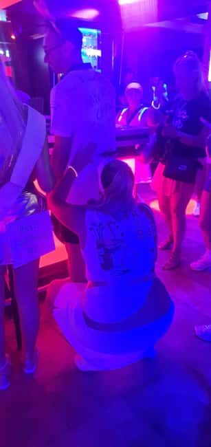 Albufeira: Guided Bar Crawl with Shots and Games - Key Points