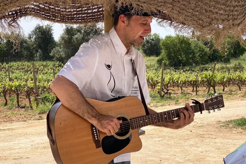 Albufeira/Porches/Vilamoura: Wine Tasting with Tapas & Music - A Closer Look at the Experience