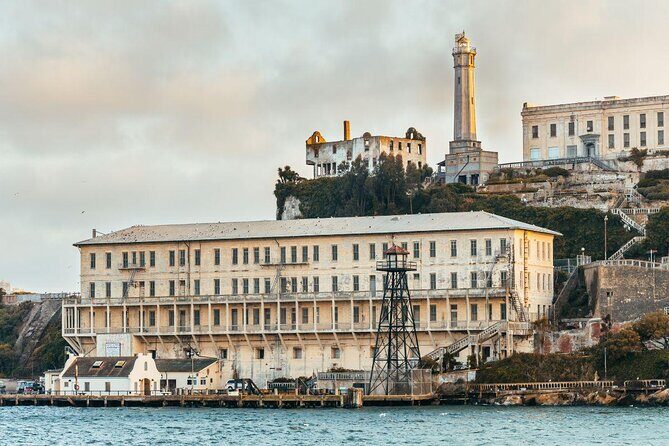 Alcatraz Prison Tour + San Francisco Bike Rental - Key Points
