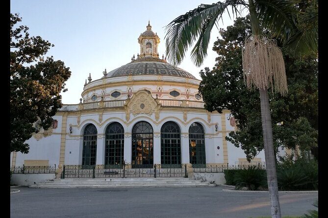 Alcazar, Cathedral, Plaza De España And Maria Luisa Park Private Tour - FAQs