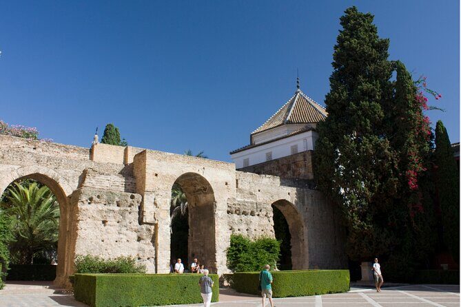 Alcazar Guided Day Tour in Seville - Who Should Book This Tour?