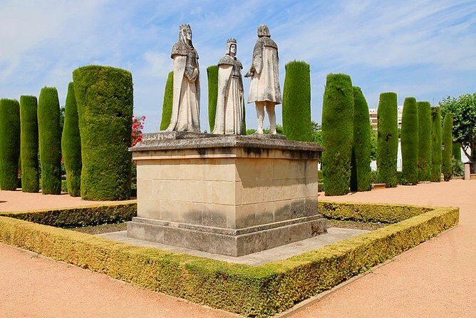 Alcazar of Cordoba Small Group Tour with Skip the Line Ticket - What to Expect from the Guide