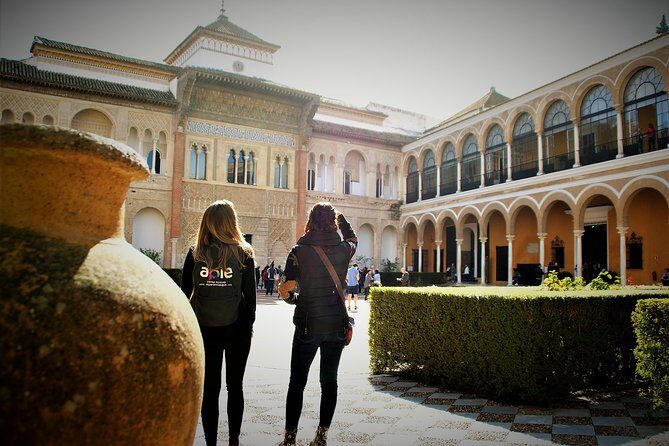Alcazar of Seville Exclusive Group, max. 9 travelers - The Beauty and History of the Alcazar of Seville