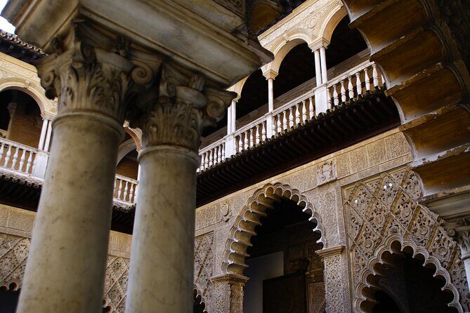 Alcazar & Santa Cruz Neighborhood Exclusive Group, max. 9 guests - FAQ