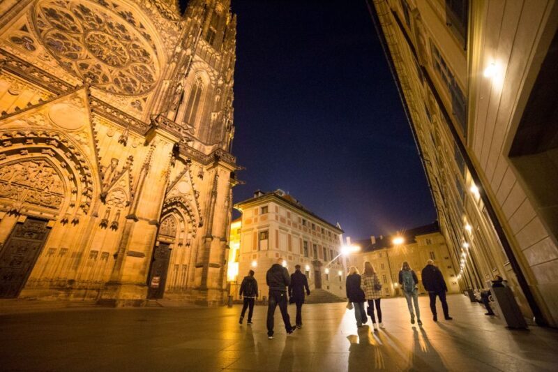 Alchemy and Mysteries of Prague Castle Walking Tour - Transportation and Group Dynamics