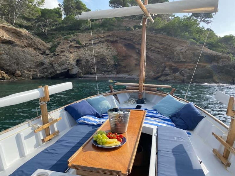 Alcudia, Private Tour: Scenic 2.5-Hour Boat Tour - The Itinerary and Stops