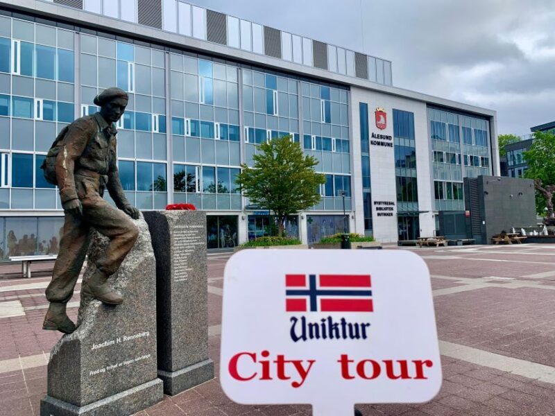 Alesund Private Sightseeing Tour on foot and by car - A Closer Look at Ålesund Private Sightseeing Tour