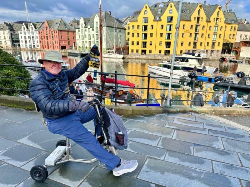 Alesund Private Sightseeing Tour on foot and by car - Who Should Consider This Tour