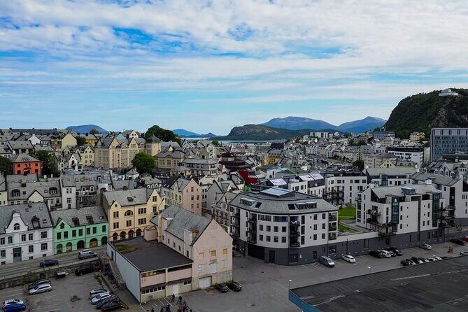 Ålesund Sightseeing and Viking Saga Islands - Starting Point and Overall Logistics