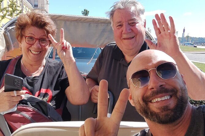 Alfama tour - The Charm of Exploring Lisbon in a Tuk-Tuk