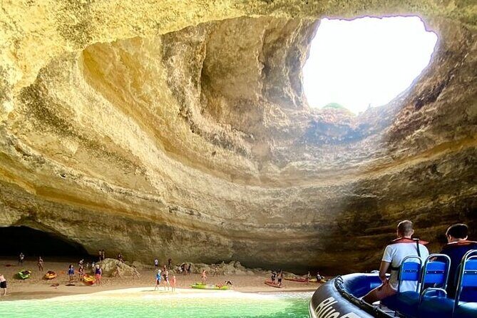 Algar de Benagil from Lagos - In-Depth Review of the Algar de Benagil from Lagos
