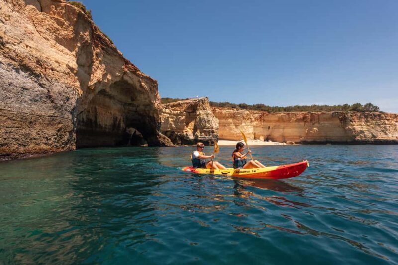 Algarve: Benagil Cave Sunrise Kayak Tour with Shower Use - Key Points