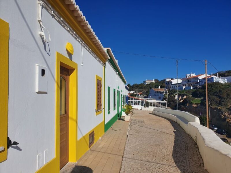 Algarve: Carvoerio and Benagil Walking Tour and Cruise - FAQs