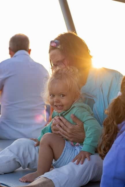 Algarve: Catamaran Sunset Tour with DJ or Live Guitarist - Why the Music Matters