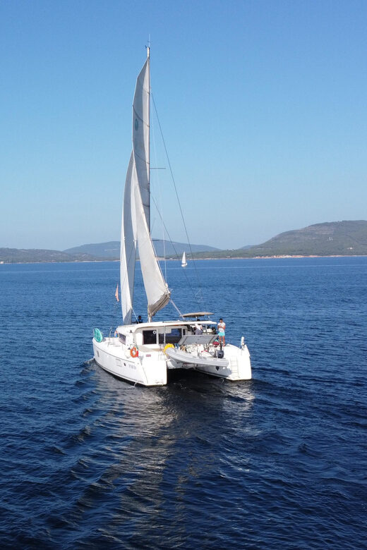 Alghero catamaran sunset tour Alghero - Practical Details & Tips