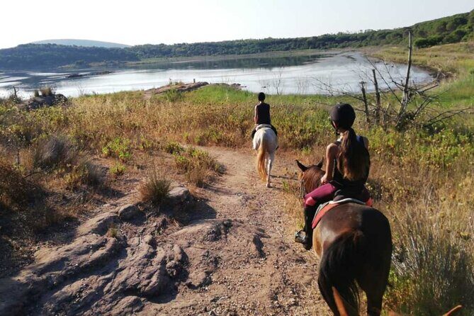 Alghero: horseback ride in Porto Ferro and Lake Baratz - FAQ