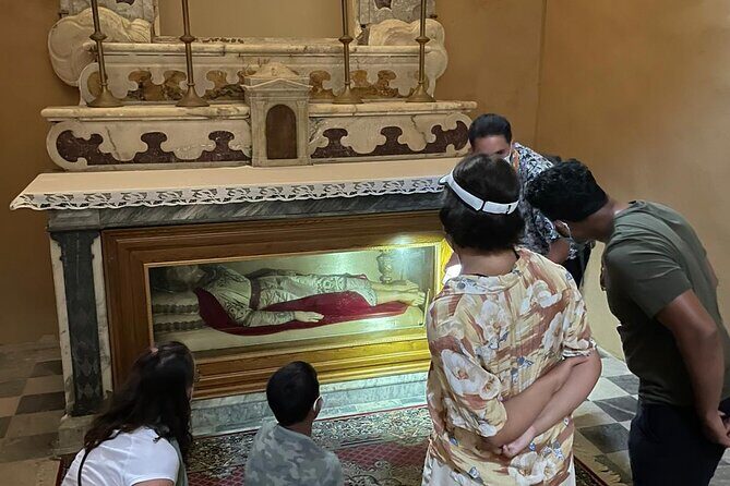 Alghero: walking tour with bilingual local guide - Deep Dive into the Tour Experience