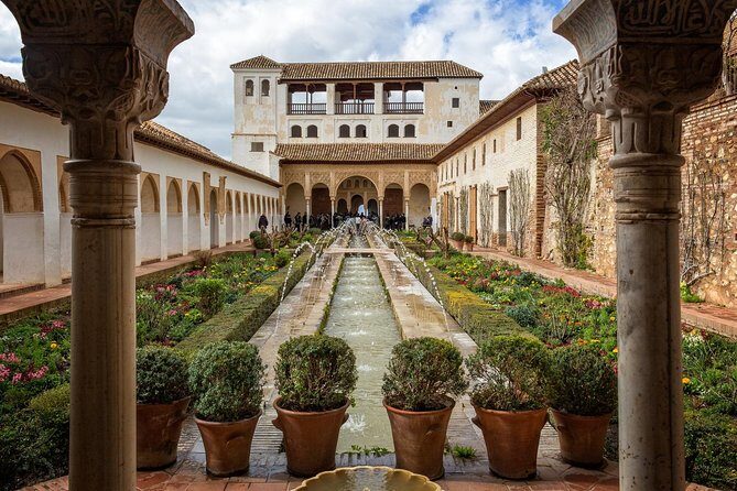 Alhambra and Albaycin Private Tour - What You Might Not Love