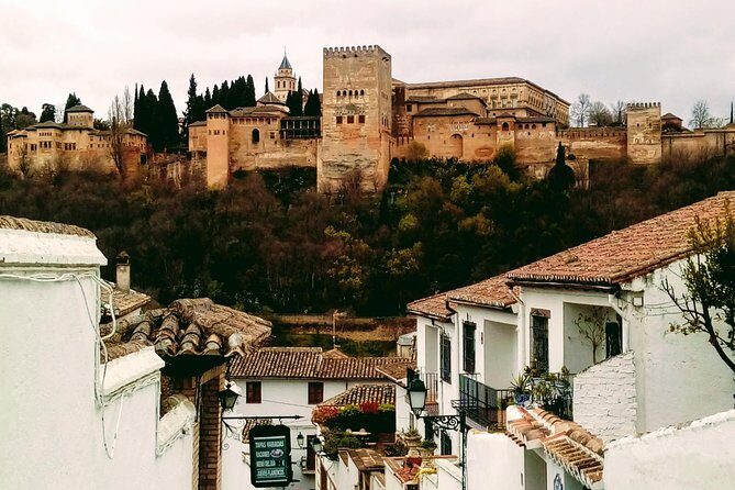 Alhambra and Granada City Center sightseeing tour! - FAQ