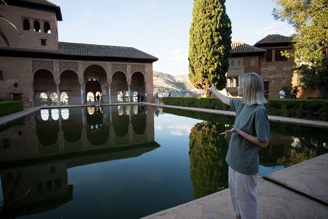 Alhambra Day or Night Private Tour - Authentic Insights from Reviewers