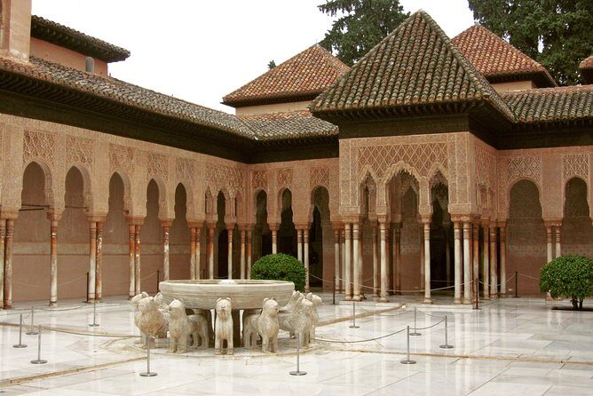 Alhambra & Generalife: Exclusive 3-Hour Private Tour with Tickets Included - FAQ