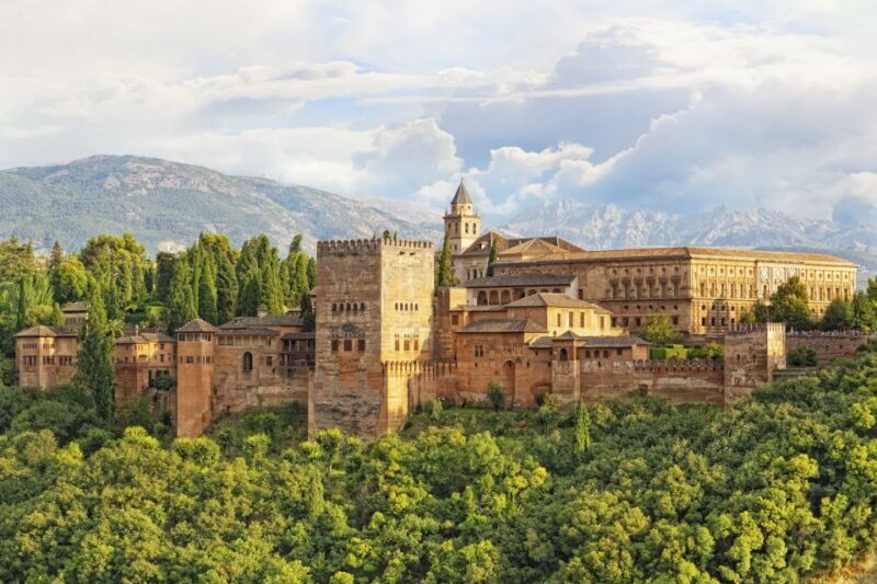 Alhambra, Nasrid Palaces and Albaicin Tour - Frequently Asked Questions