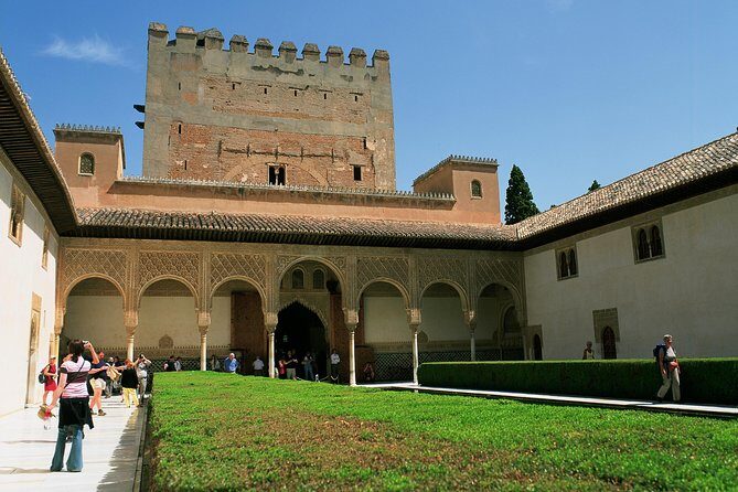 Alhambra Palace & Generalife Gardens daytrip from Roquetas, Aguadulce & Almeria - The Itinerary Breakdown: What to Expect and What It Means for You