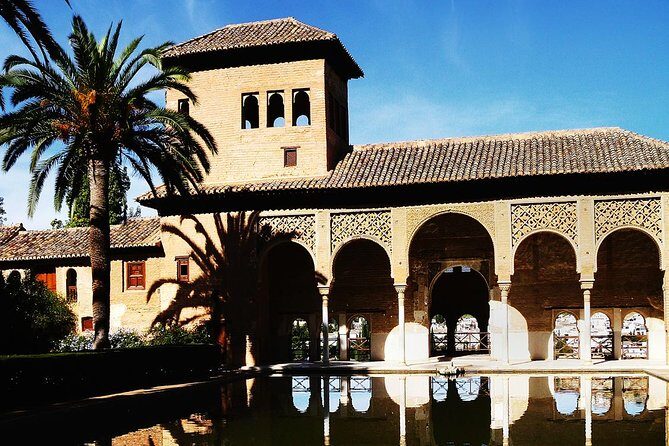 Alhambra Private Tour: Nasrid Palaces, Alcazaba and Generalife - A Detailed Look at the Tour