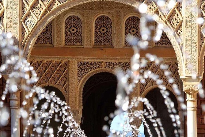 Alhambra Private Tour: Nasrid Palaces, Alcazaba and Generalife - Who Should Consider This Tour?