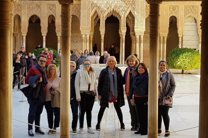 Alhambra private tour with tickets - Exploring the Tour in Detail