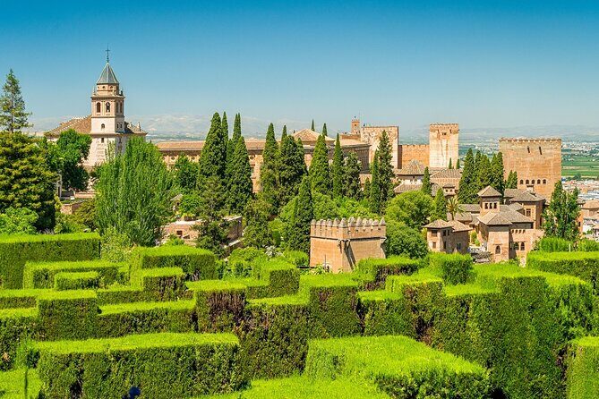 Alhambra Skip the Line Premium Guided Tour - Key Points