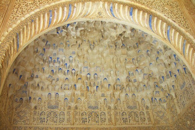 Alhambra: Skip-the-Line to Nasrid Palaces & Generalife - FAQ