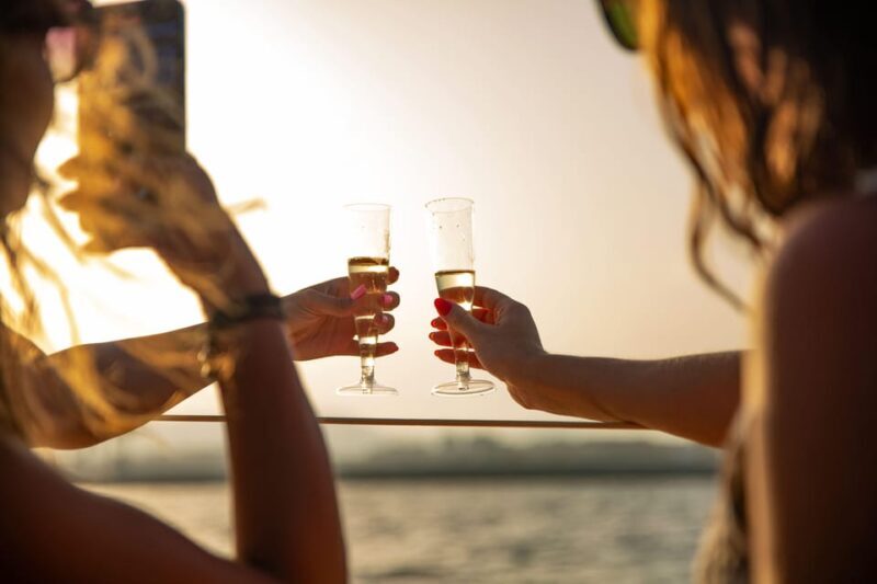 Alicante: 2-Hour Late Afternoon Catamaran Cruise - Exploring the Itinerary: What to Expect