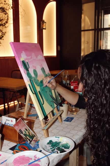 Alicante: Art Party - Paint, Sip & Fun - Who Will Love This Experience?