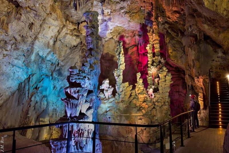Alicante: Canelobre Caves & Busot Tour with Local Guide - Authenticity and Personal Touches from Reviews