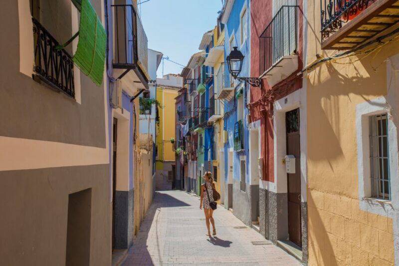 Alicante Charming Villages Tour: Villajoyosa and Altea - FAQ