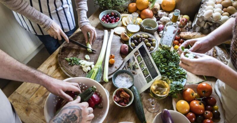 Alicante: Cooking Class with Private Chef and Local Wine - The Sum Up