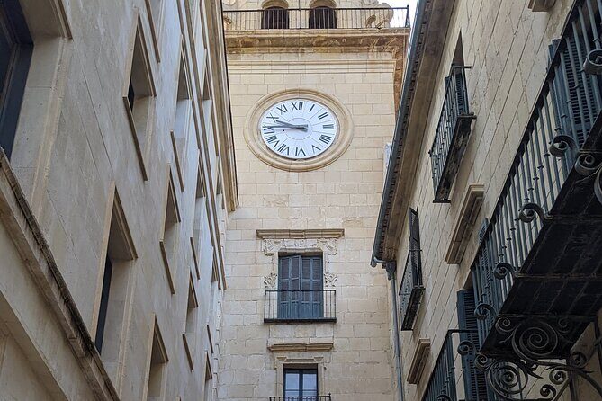 Alicante & Elche. Transport, guide and monuments. - Starting Point: Comfort and Convenience