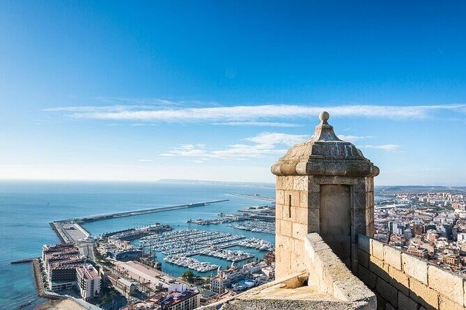 Alicante Must see Attractions Walking Tour With A Guide - A Genuine Look at the Alicante Must-See Attractions Walking Tour