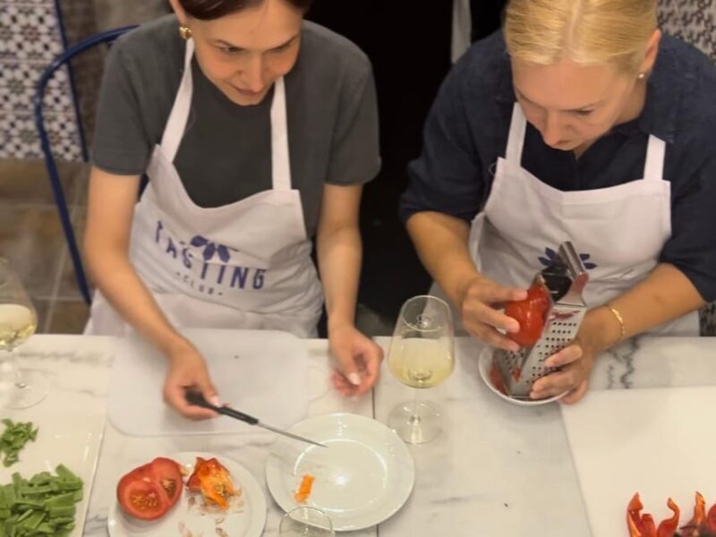 Alicante Paella Cooking Class, Tapas, Drinks and Market - Considerations