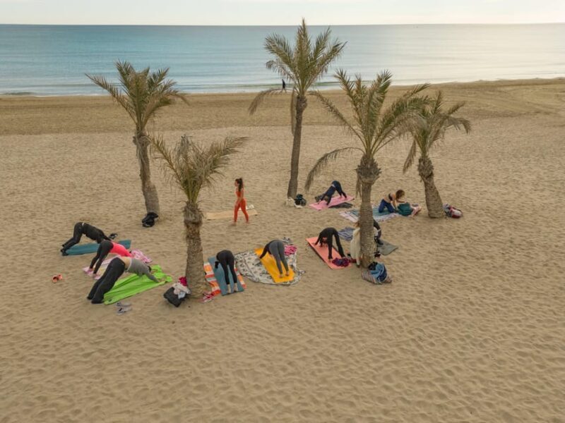 ALICANTE: Sunrise Yoga class on the beach & breakfast - The Experience Breakdown